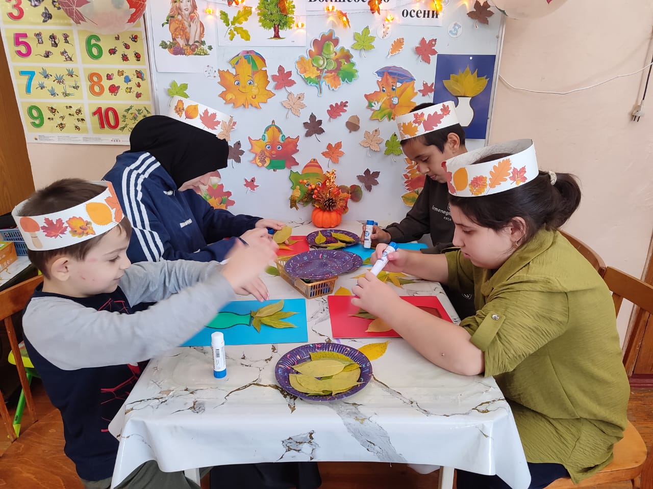 Открытое занятие на тему «Волшебство осени».