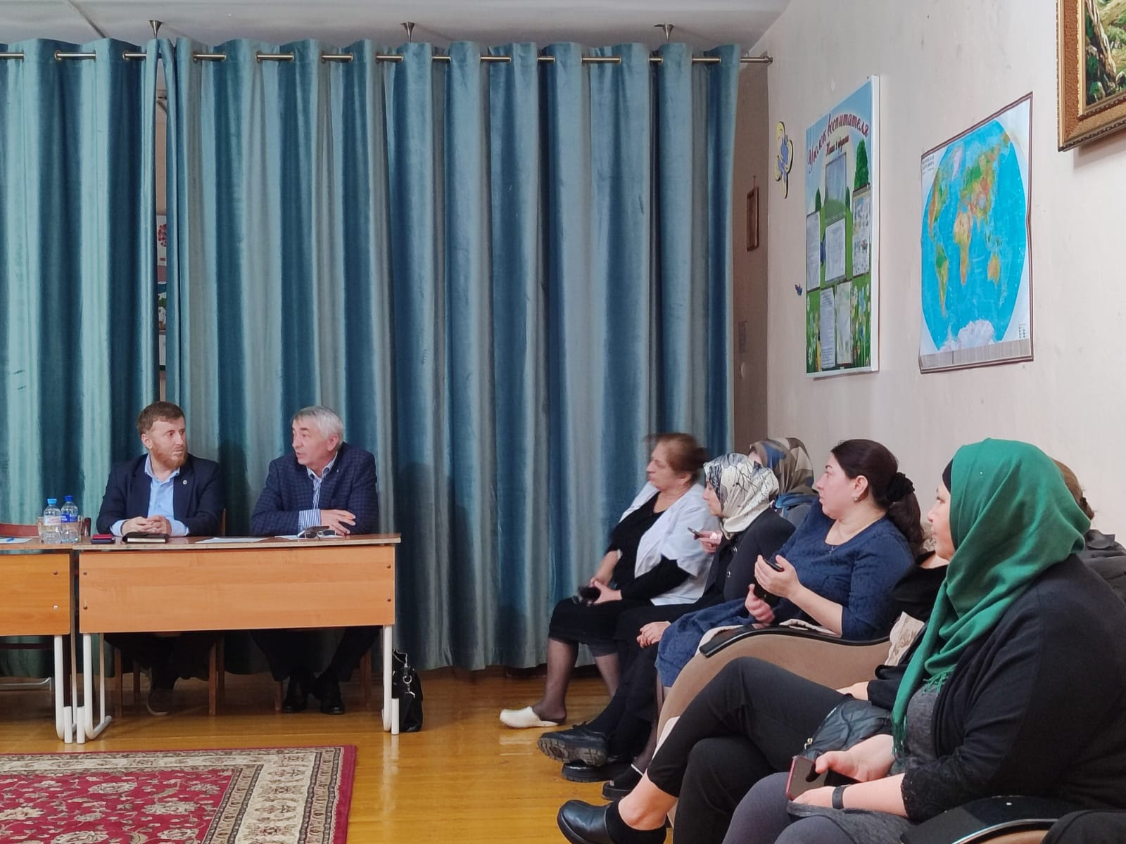 14 ноября в Реабилитационном центре для детей и подростков с ограниченными возможностями г. Кизилюрт прошло мероприятие «День правовой помощи детям».